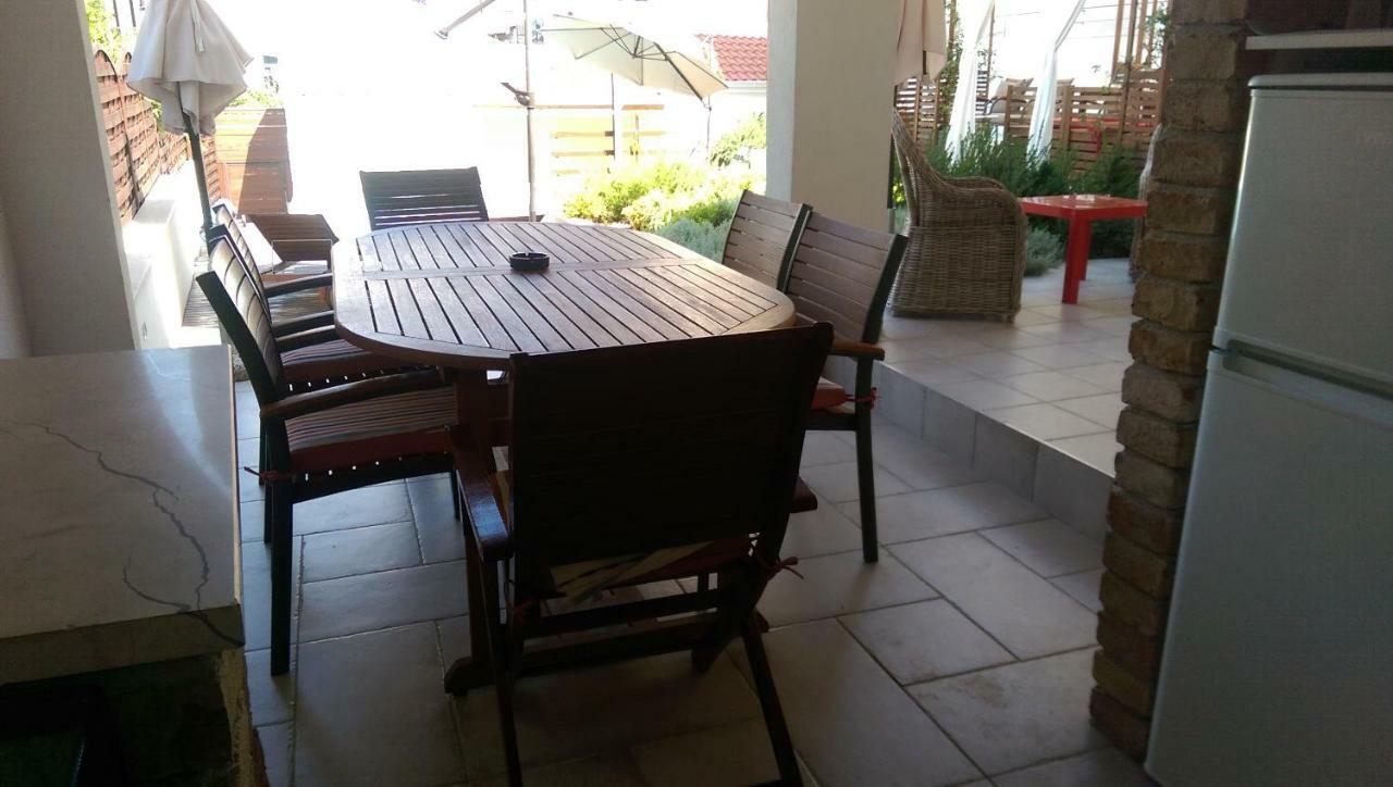 Holiday Home Olive Gradac  Luaran gambar